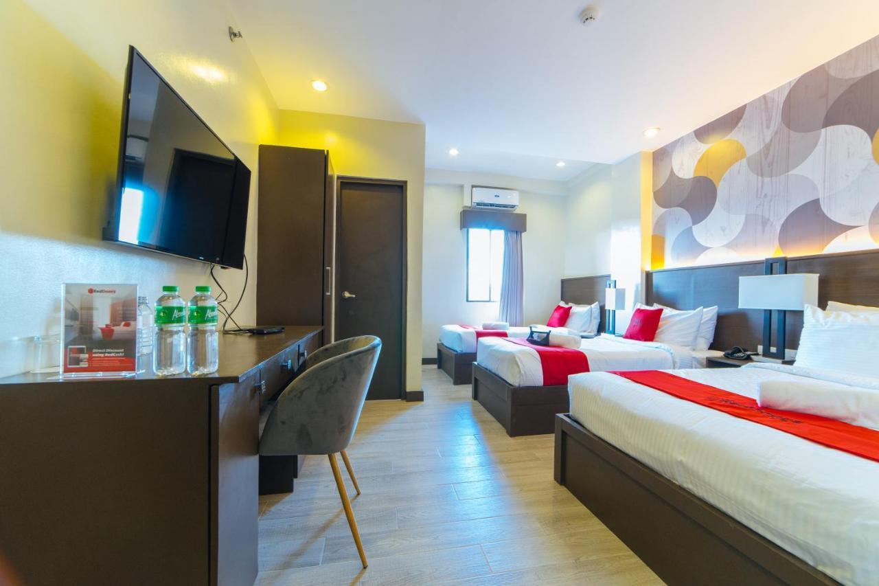 Reddoorz Premium @ Sta Rosa Tagaytay Road Hotel Silang Exterior photo