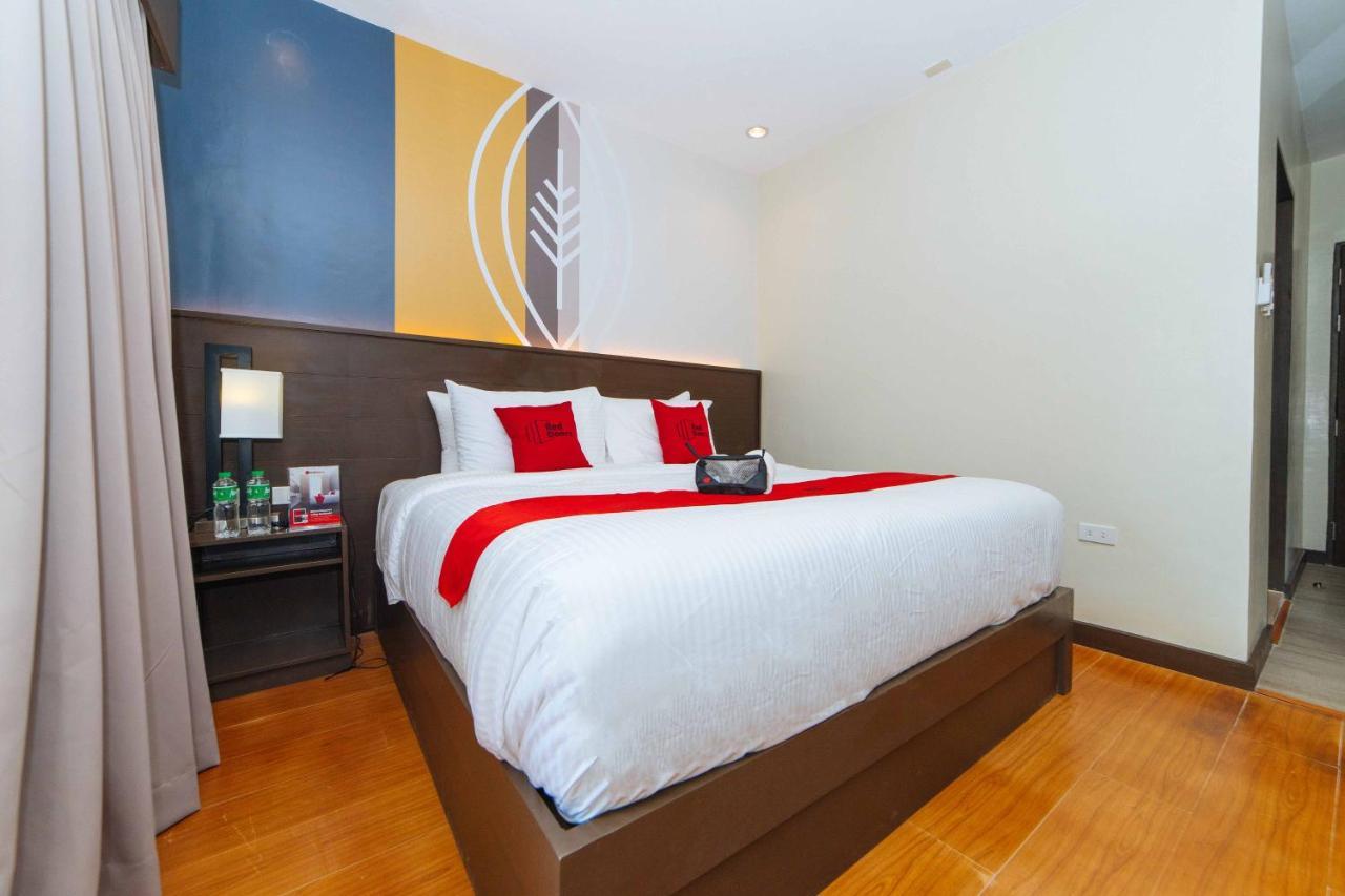 Reddoorz Premium @ Sta Rosa Tagaytay Road Hotel Silang Exterior photo